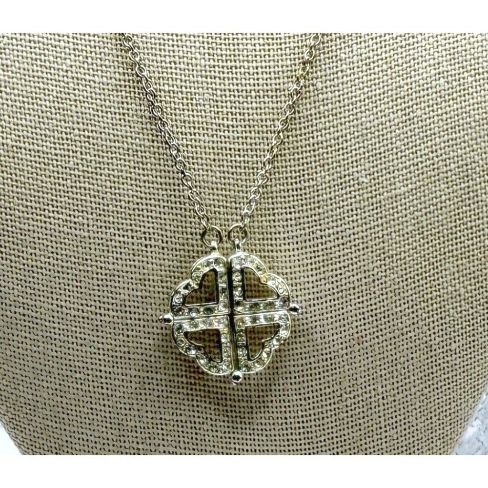 Premier Designs Pendant Necklace Silver Magnetic 4 Heart Pendant transforms‎